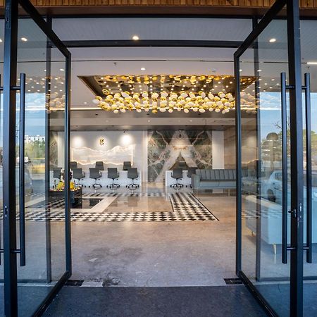 Hotel Tulips Grand ハイデラバード エクステリア 写真