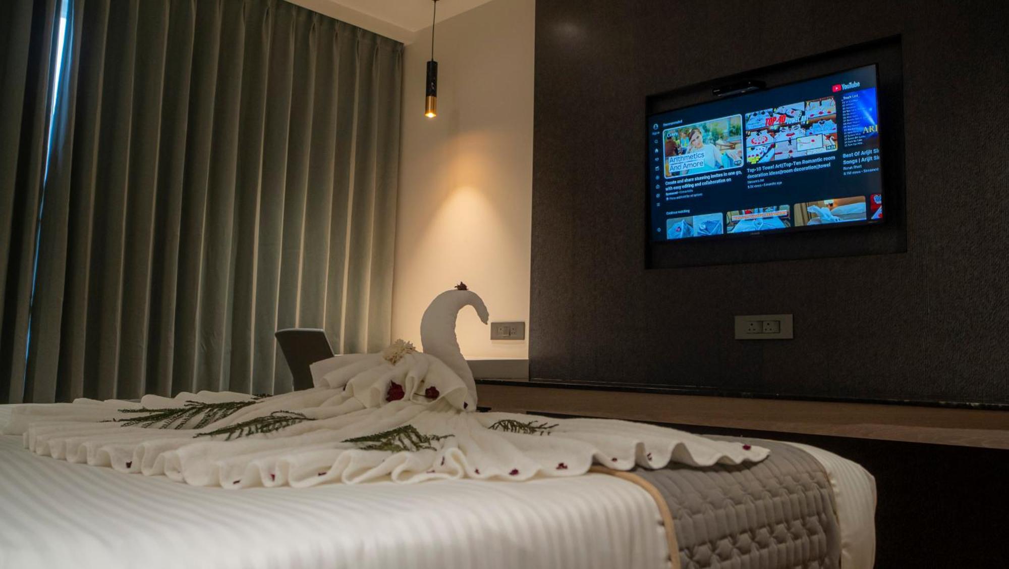 Hotel Tulips Grand ハイデラバード エクステリア 写真