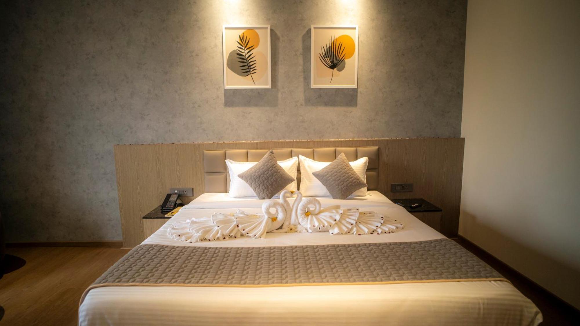 Hotel Tulips Grand ハイデラバード エクステリア 写真
