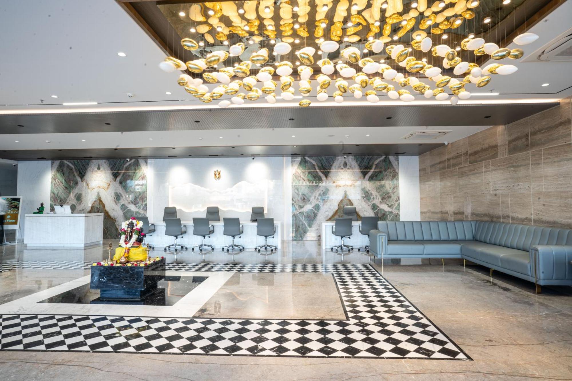Hotel Tulips Grand ハイデラバード エクステリア 写真